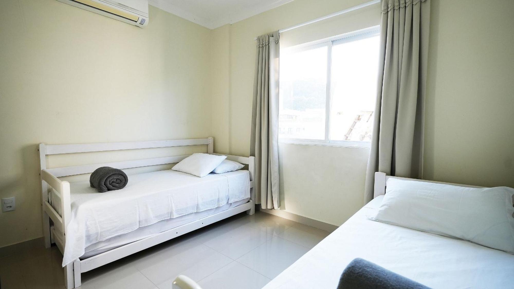 Edificio Costa Mar - Centro De Bombinhas Apartment ภายนอก รูปภาพ